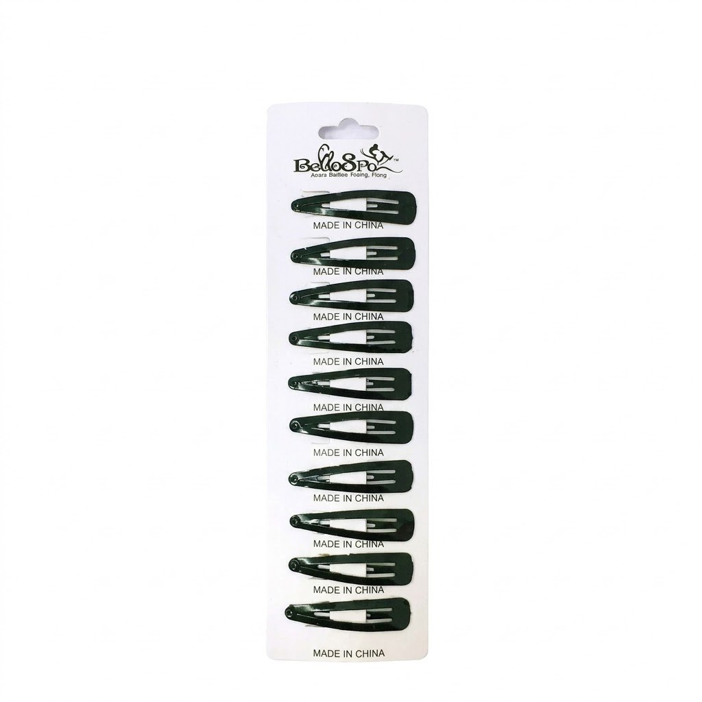 Babe's medium black hair snap clips on a card